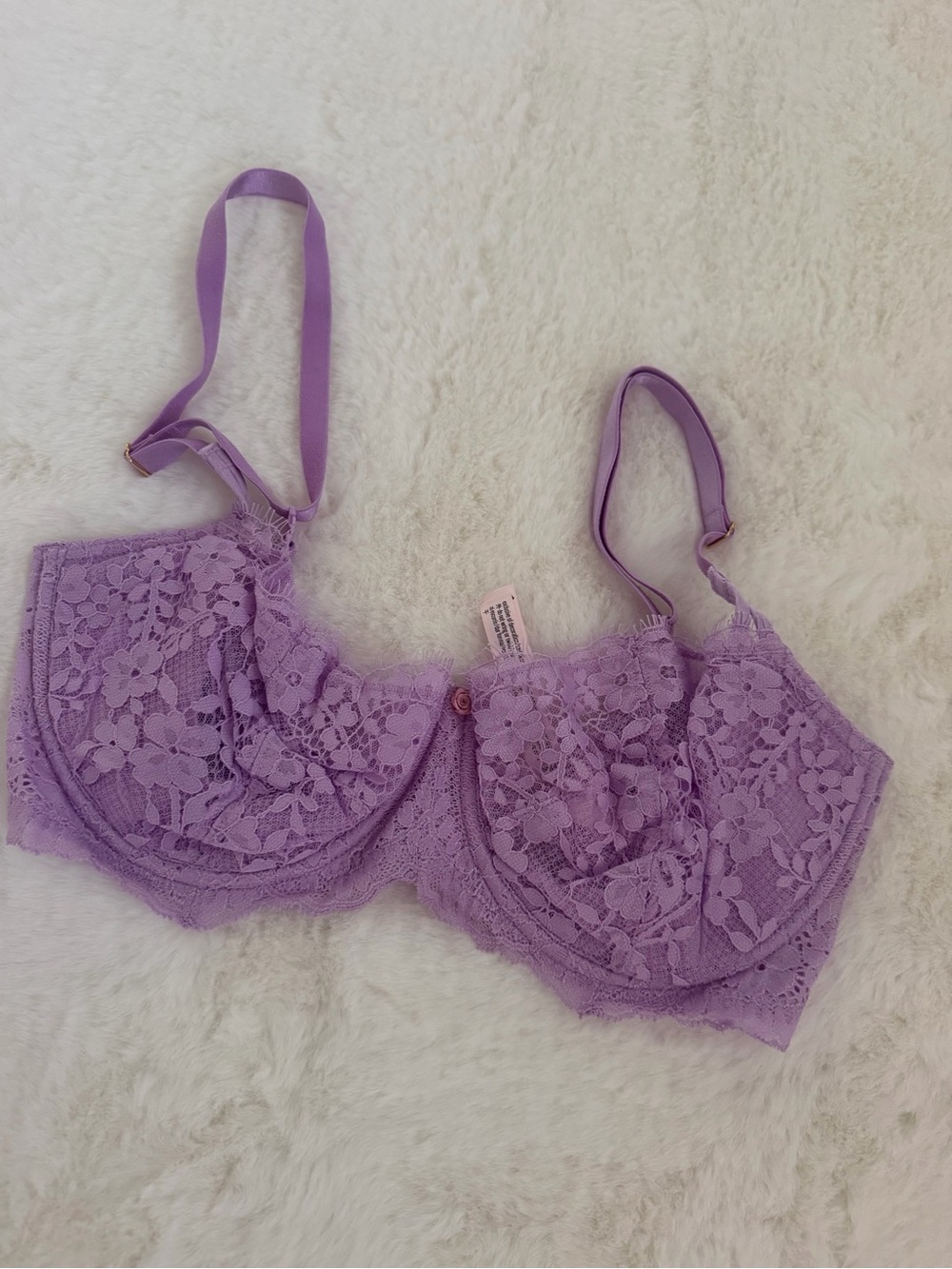 NWOT Victoria's Secret Lavender Lace Underwire Bra